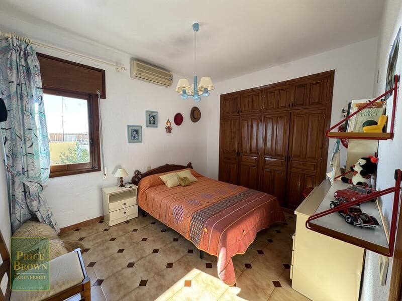 4 soveværelse Villa til salg i Mojacar med garage - € 450.000 (Ref: 9548922)