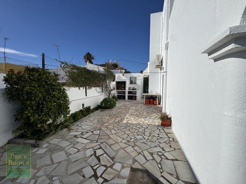 4 soveværelse Villa til salg i Mojacar med garage - € 450.000 (Ref: 9548922)