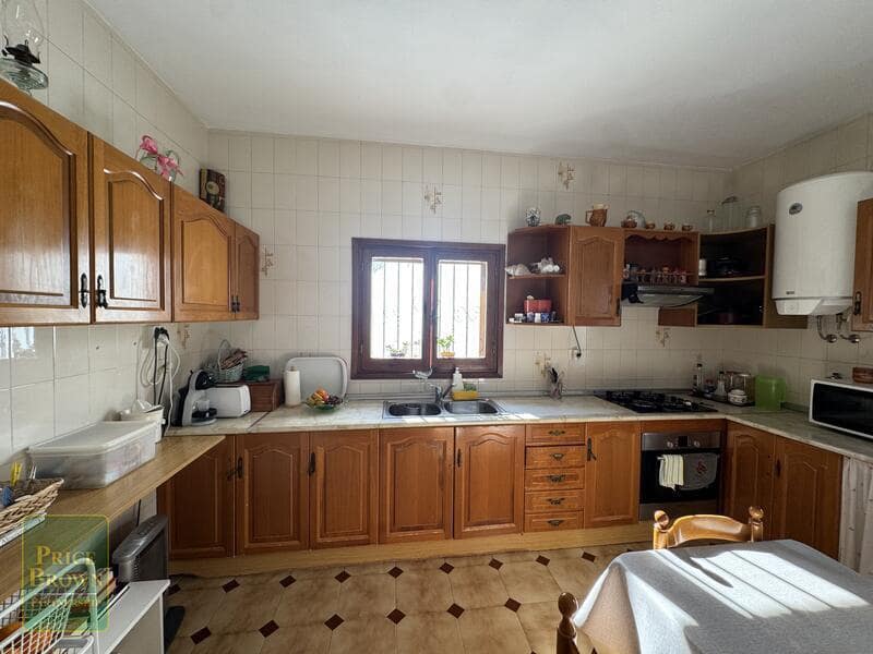 4 soveværelse Villa til salg i Mojacar med garage - € 450.000 (Ref: 9548922)