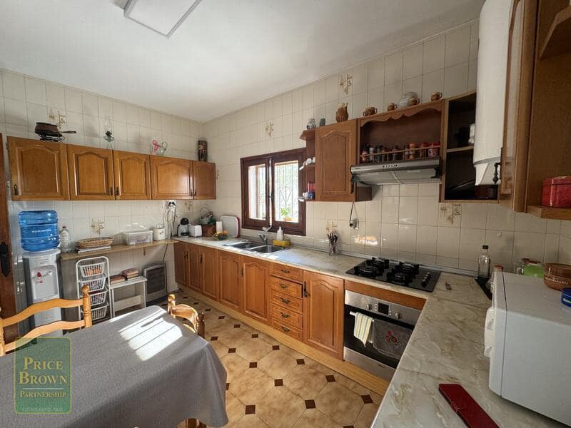 4 soveværelse Villa til salg i Mojacar med garage - € 450.000 (Ref: 9548922)