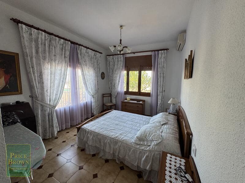 4 soveværelse Villa til salg i Mojacar med garage - € 450.000 (Ref: 9548922)