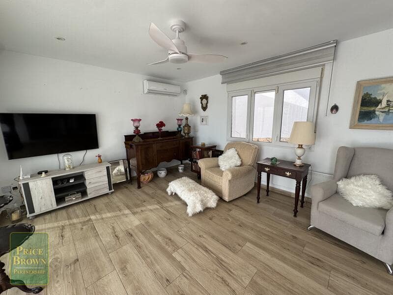 2 bedroom Villa for sale in Mojacar with garage - € 449,000 (Ref: 9558893)