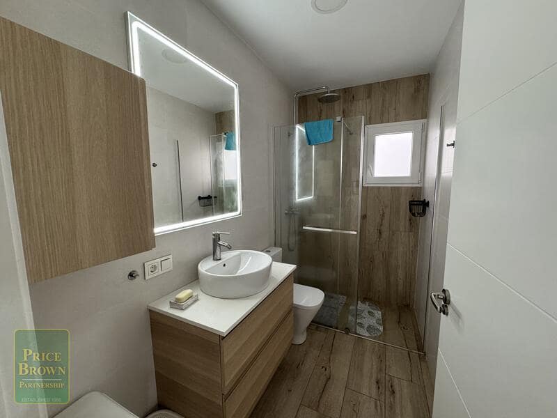 2 bedroom Villa for sale in Mojacar with garage - € 449,000 (Ref: 9558893)