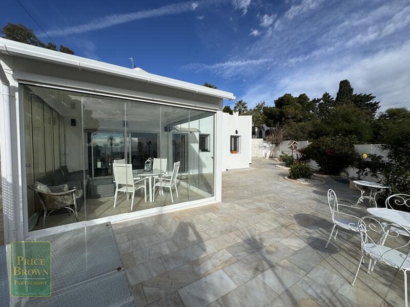 2 bedroom Villa for sale in Mojacar with garage - € 449,000 (Ref: 9558893)