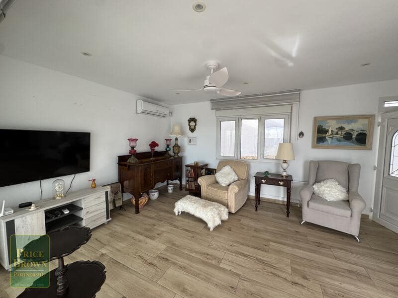 2 bedroom Villa for sale in Mojacar with garage - € 449,000 (Ref: 9558893)