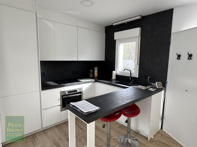 2 bedroom Villa for sale in Mojacar with garage - € 449,000 (Ref: 9558893)