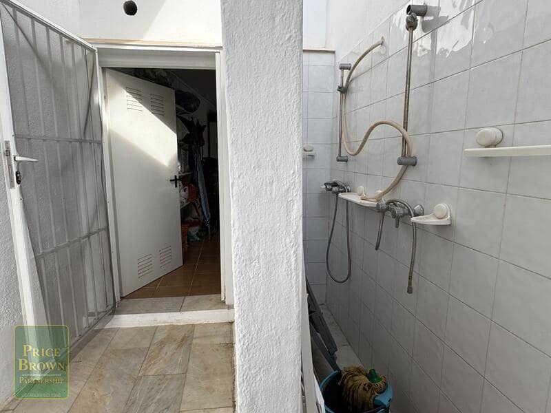 2 bedroom Villa for sale in Mojacar with garage - € 449,000 (Ref: 9558893)