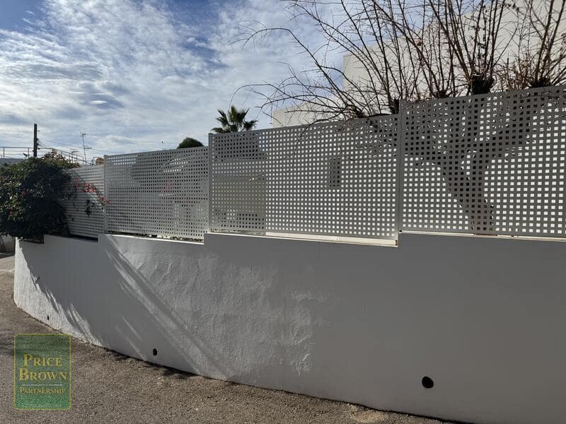 2 bedroom Villa for sale in Mojacar with garage - € 449,000 (Ref: 9558893)