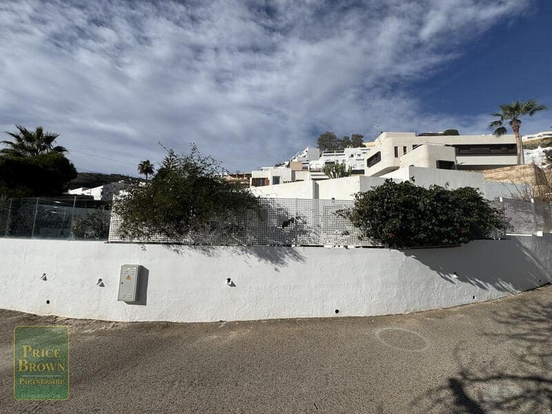 2 bedroom Villa for sale in Mojacar with garage - € 449,000 (Ref: 9558893)