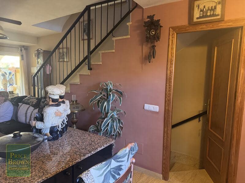 3 soverom Hus til salgs i Vera med svømmebasseng garasje - € 235 000 (Ref: 9623195)