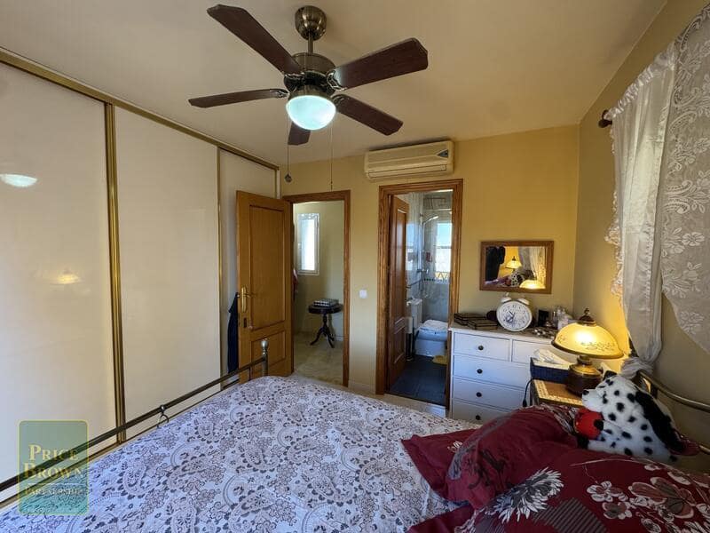 3 soverom Hus til salgs i Vera med svømmebasseng garasje - € 235 000 (Ref: 9623195)