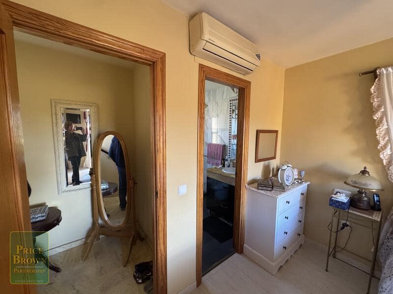 3 soverom Hus til salgs i Vera med svømmebasseng garasje - € 235 000 (Ref: 9623195)