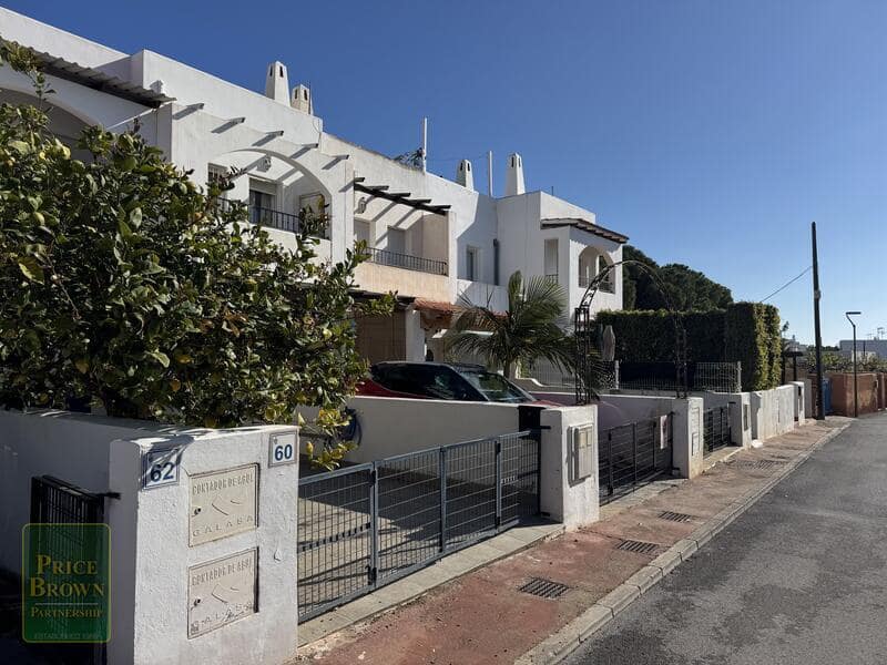 3 bedroom Townhouse for sale in Mojacar with pool garage - € 239,990 (Ref: 9675954)