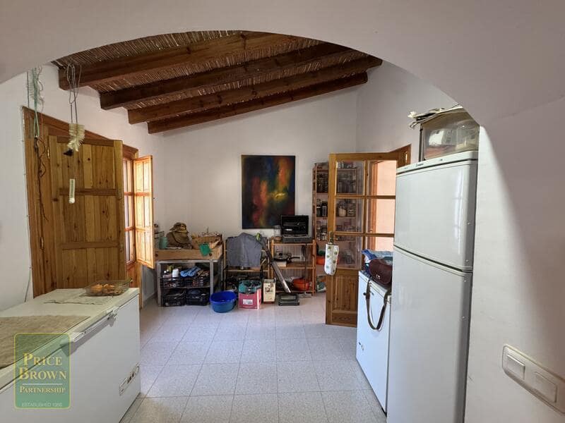 4 chambre Finca/Maison de Campagne à vendre à Aljariz avec piscine - 485 000 € (Ref: 9685554)