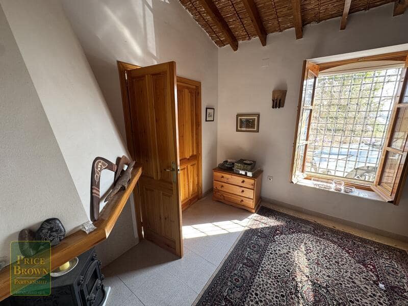 4 chambre Finca/Maison de Campagne à vendre à Aljariz avec piscine - 485 000 € (Ref: 9685554)