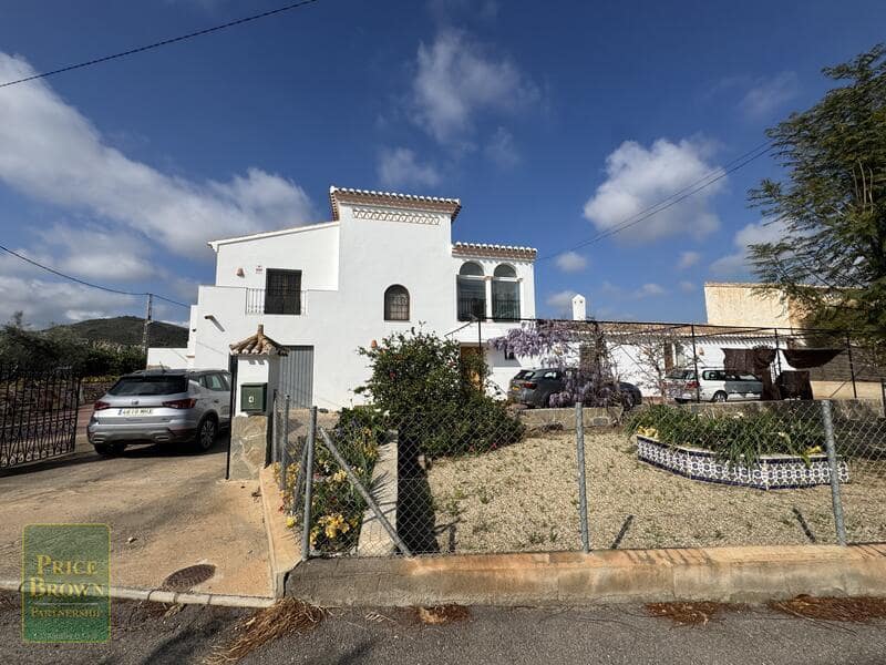 4 quarto Quinta/Casa Rural para venda em Aljariz com piscina - 485 000 € (Ref: 9685554)