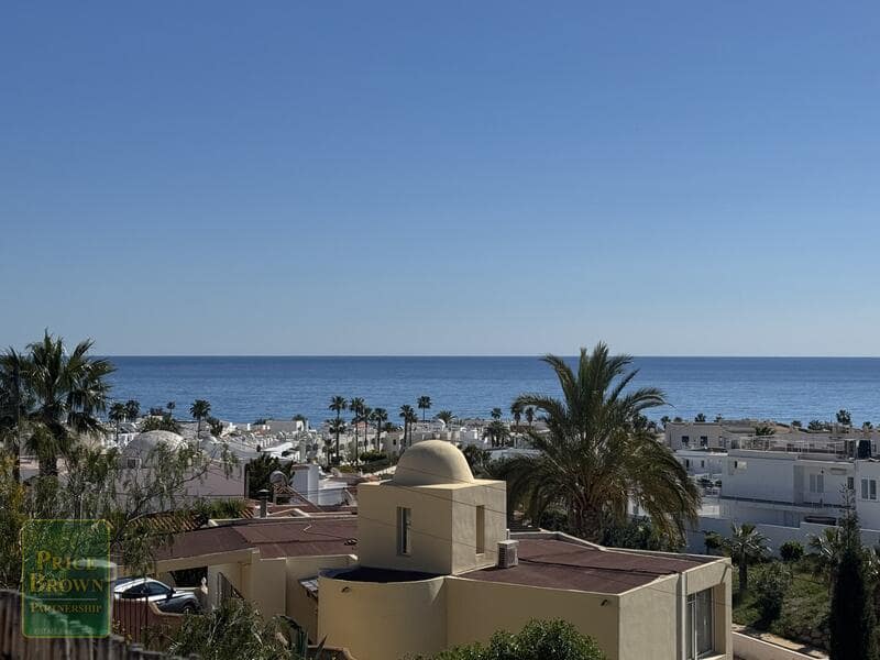 3 soveværelse Villa til salg i Mojacar med swimmingpool - € 699.000 (Ref: 9696735)
