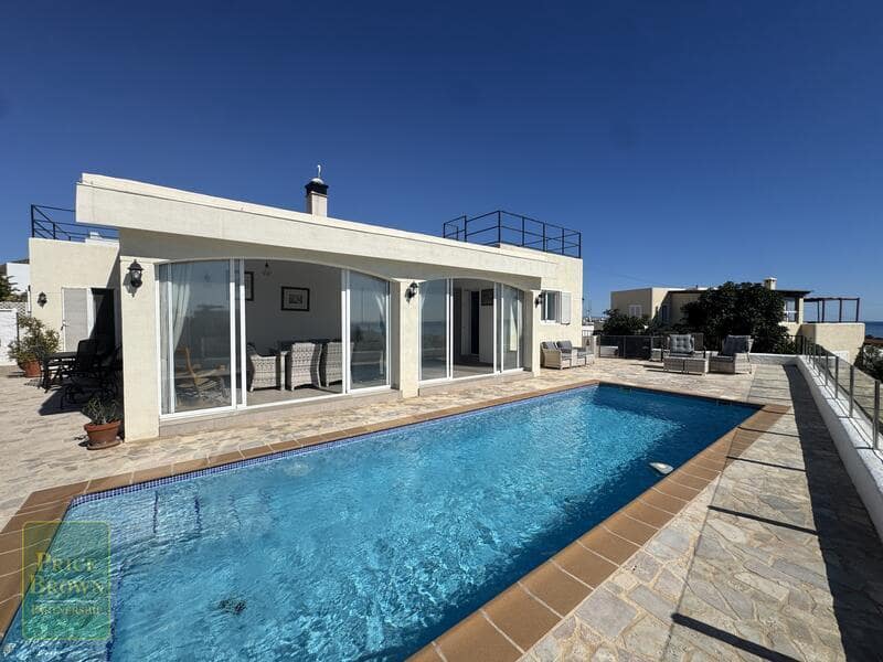 3 soveværelse Villa til salg i Mojacar med swimmingpool - € 699.000 (Ref: 9696735)