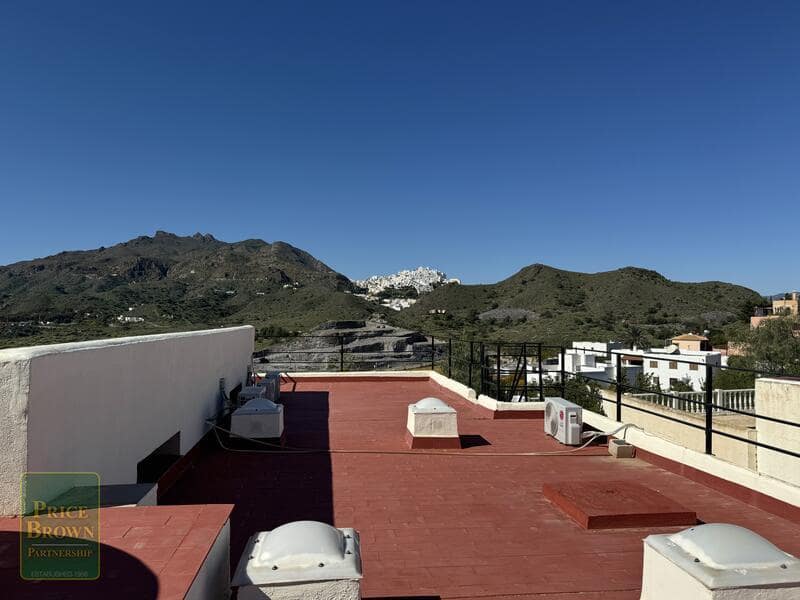 3 soveværelse Villa til salg i Mojacar med swimmingpool - € 699.000 (Ref: 9696735)