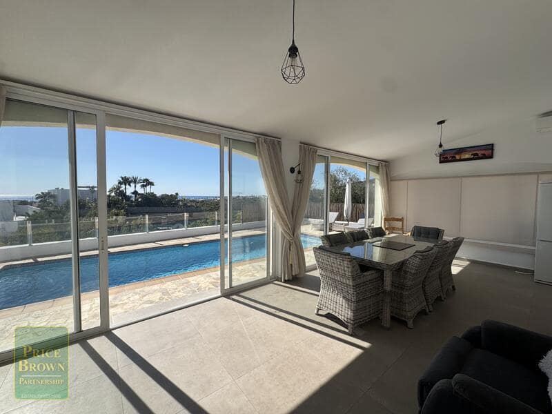 3 soveværelse Villa til salg i Mojacar med swimmingpool - € 699.000 (Ref: 9696735)