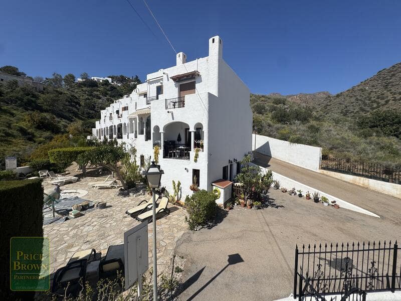 2 bedroom Townhouse for sale in Mojacar with pool garage - € 220,000 (Ref: 9716597)