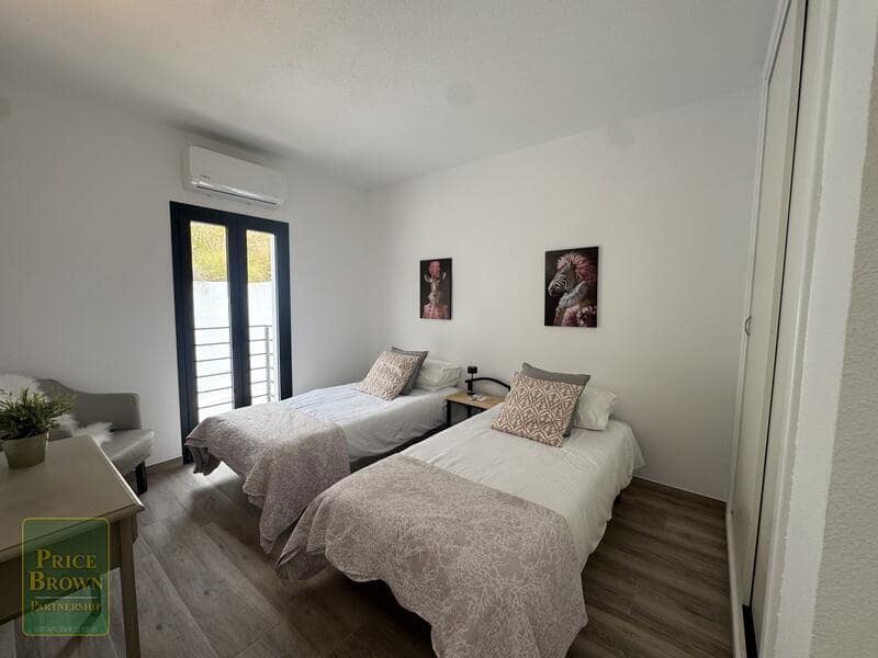 3 bedroom Villa for sale in Mojacar with pool garage - € 650,000 (Ref: 9723822)