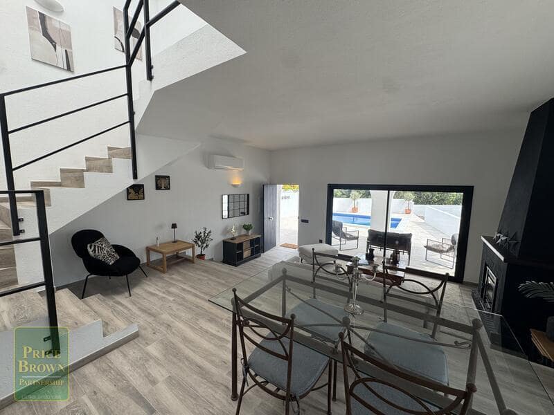 3 bedroom Villa for sale in Mojacar with pool garage - € 650,000 (Ref: 9723822)