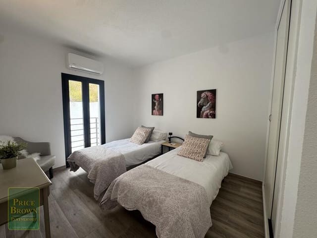 3 makuuhuone Huvila myytävänä paikassa Mojácar mukana uima-altaan 
autotalli - 650 000 € (Ref: 9723822)