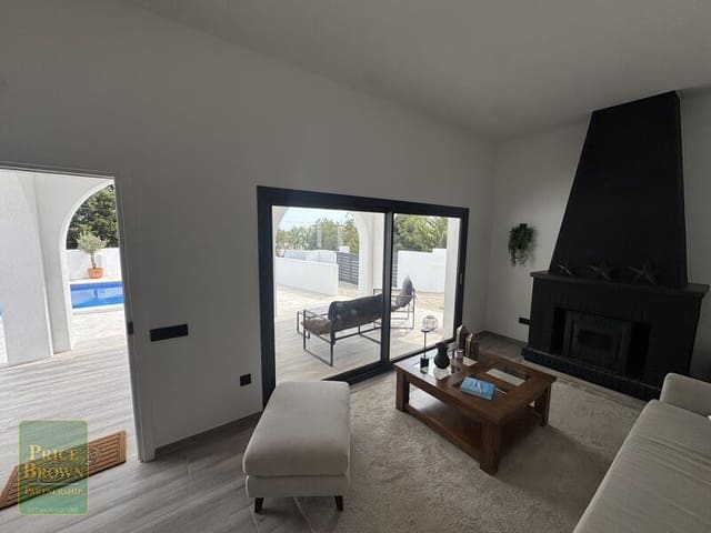 3 makuuhuone Huvila myytävänä paikassa Mojácar mukana uima-altaan 
autotalli - 650 000 € (Ref: 9723822)