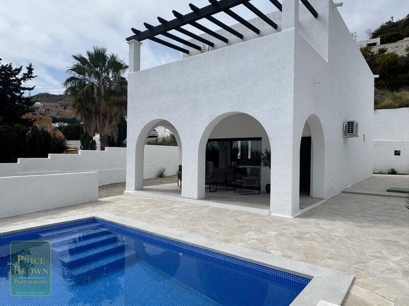 3 bedroom Villa for sale in Mojacar with pool garage - € 650,000 (Ref: 9723822)