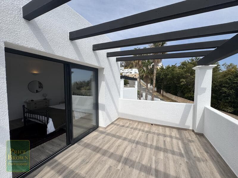 3 bedroom Villa for sale in Mojacar with pool garage - € 650,000 (Ref: 9723822)