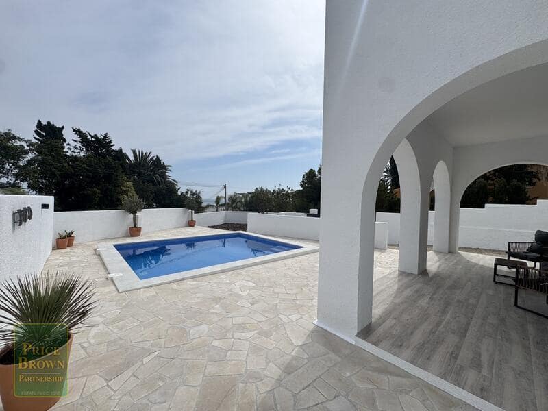 3 bedroom Villa for sale in Mojacar with pool garage - € 650,000 (Ref: 9723822)