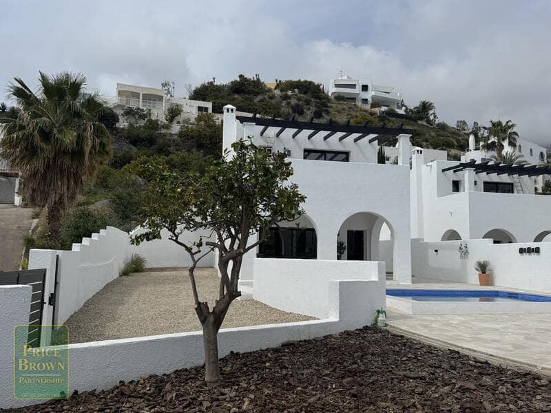 3 sypialnia Willa na sprzedaż w Mojacar z basenem garażem - 650 000 € (Ref: 9723822)