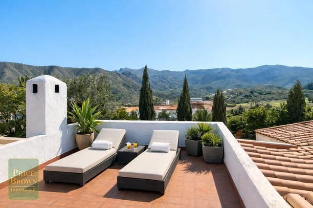 Chalet de 3 habitaciones en El Cortijo Grande, Turre en venta - 315.000 € (Ref: 9737089)