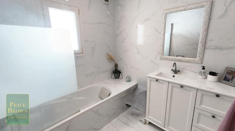 3 bedroom Villa for sale in El Cortijo Grande - € 315,000 (Ref: 9737089)