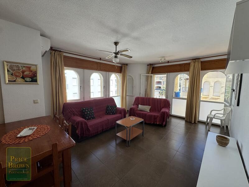 3 soverom Leilighet til salgs i Garrucha med svømmebasseng - € 180 000 (Ref: 9787545)