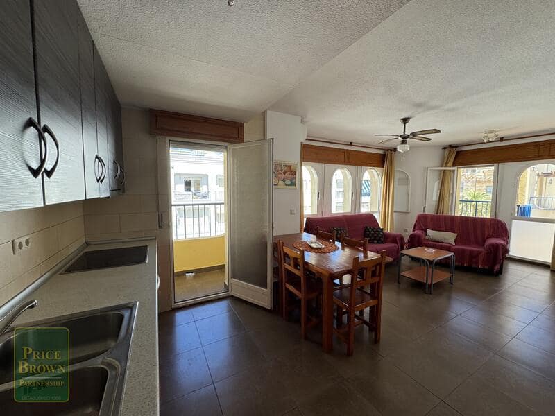 3 soverom Leilighet til salgs i Garrucha med svømmebasseng - € 180 000 (Ref: 9787545)