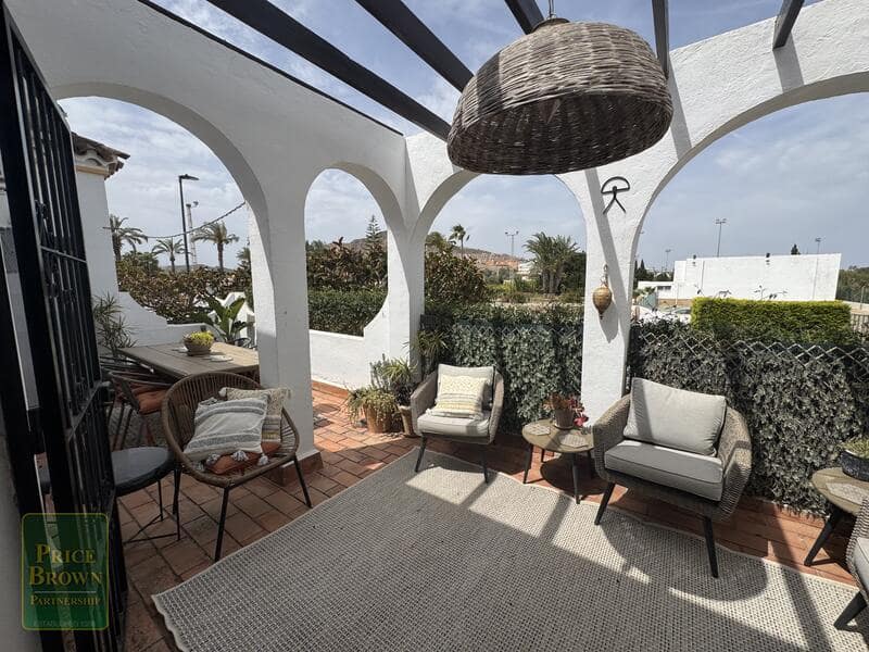 2 sovrum Lägenhet till salu i Mojacar med pool - 265 000 € (Ref: 9798131)