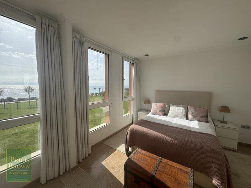 3 bedroom Apartment for sale in Mojacar with pool garage - € 585,000 (Ref: 9802595)