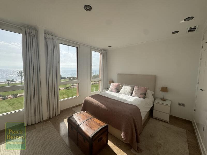 3 bedroom Apartment for sale in Mojacar with pool garage - € 585,000 (Ref: 9802595)