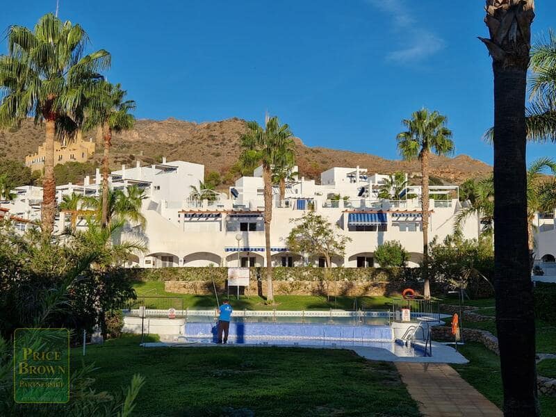 Apartamento de 2 habitaciones en Mojácar en venta con piscina garaje - 279.000 € (Ref: 9807057)