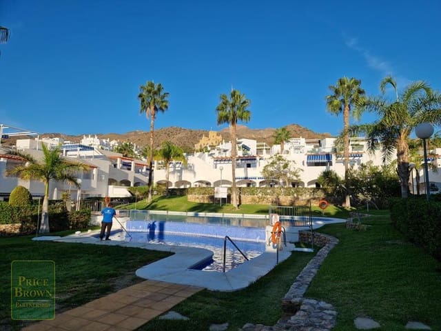 Apartamento de 2 habitaciones en Mojácar en venta con piscina garaje - 279.000 € (Ref: 9807057)