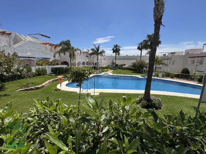 2 bedroom Apartment for sale in Mojacar with pool garage - € 279,000 (Ref: 9807057)