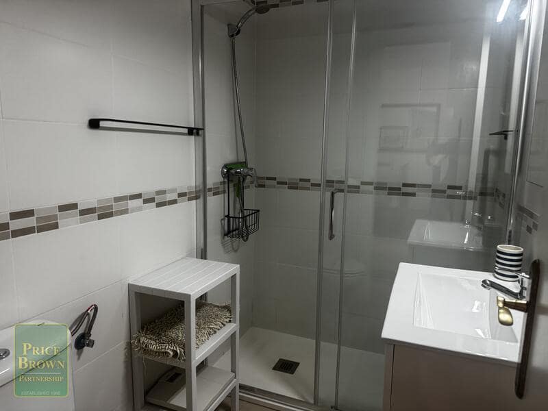 2 slaapkamer Appartement te koop in Mojacar met zwembad garage - € 265.000 (Ref: 9807057)