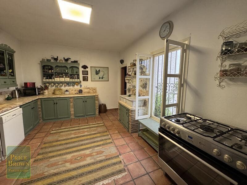 3 bedroom Finca/Country House for sale in Mojacar with garage - € 349,999 (Ref: 9807058)