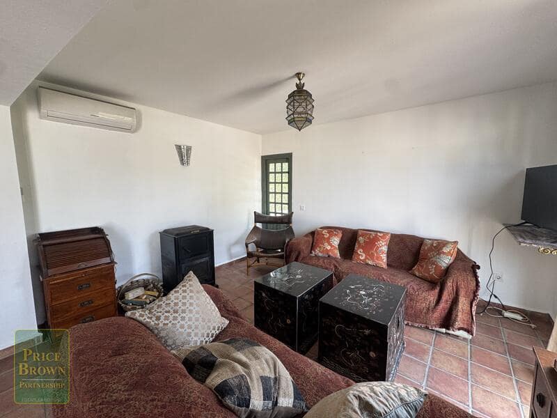 3 bedroom Finca/Country House for sale in Mojacar with garage - € 349,999 (Ref: 9807058)