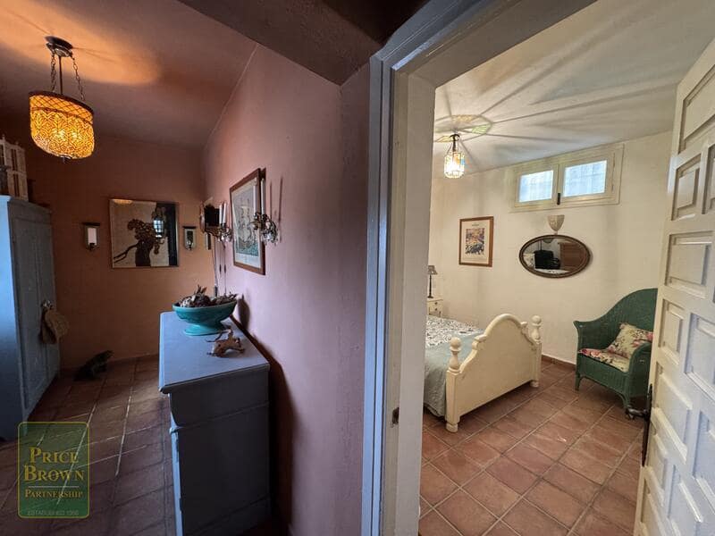 3 bedroom Finca/Country House for sale in Mojacar with garage - € 349,999 (Ref: 9807058)