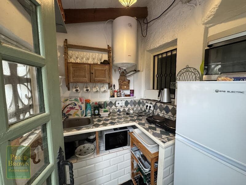 3 bedroom Finca/Country House for sale in Mojacar with garage - € 349,999 (Ref: 9807058)