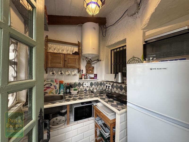 3 bedroom Finca/Country House for sale in Mojacar with garage - € 349,999 (Ref: 9807058)