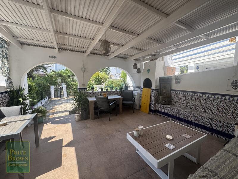 3 soverom Hus til salgs i Mojacar med svømmebasseng - € 425 000 (Ref: 9918874)